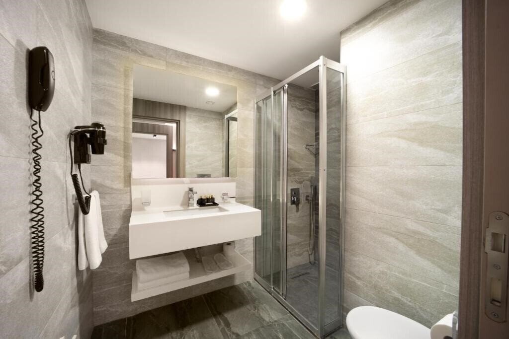 Апартаменты Nish Palace Umraniye 4*