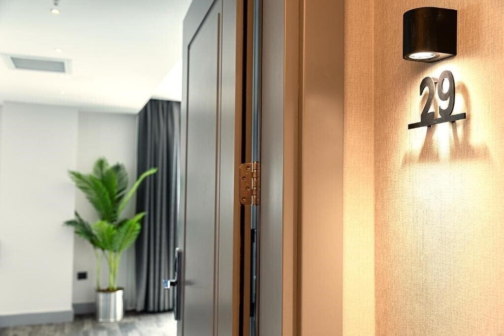 Панорама Pera Bosphorus Hotel 4*