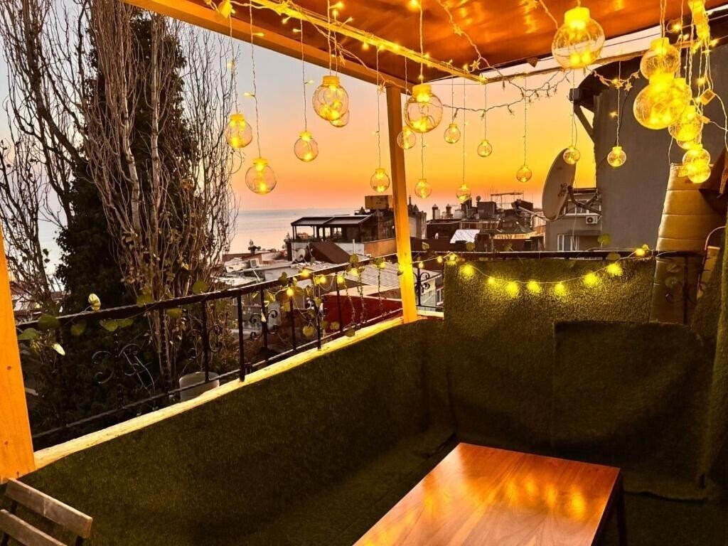 Панорама Hotel Antique 2*