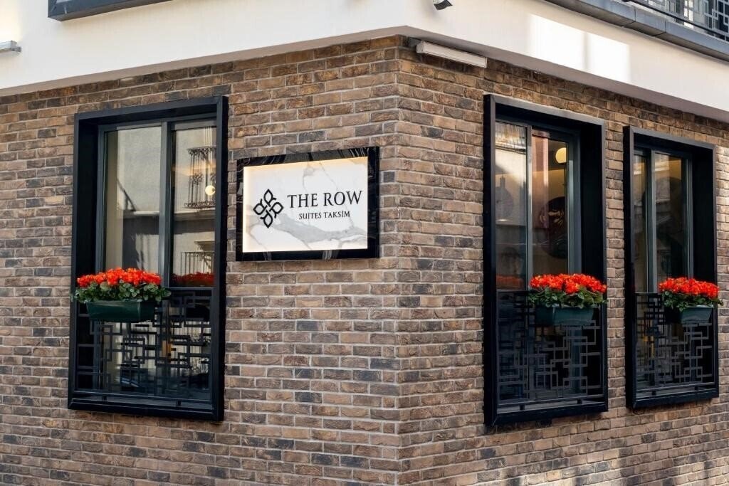 Вид The Row Suites Taksim 4*