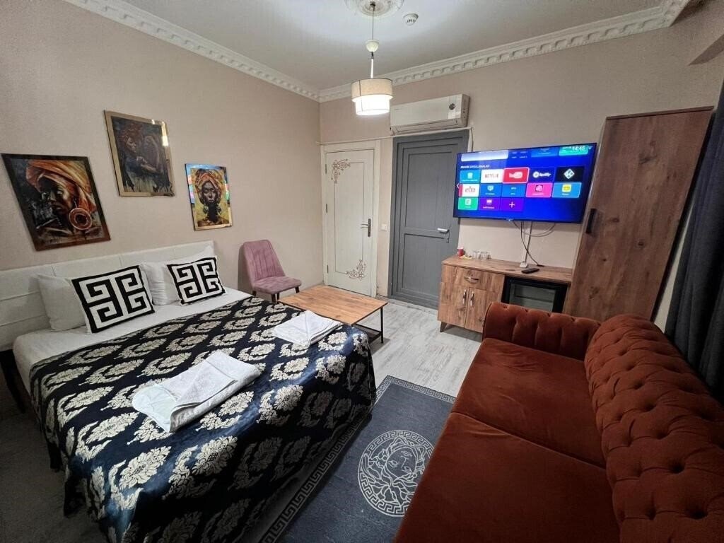 Зображення Royal Suit Hotel (ex. Royal Hotel) 3*