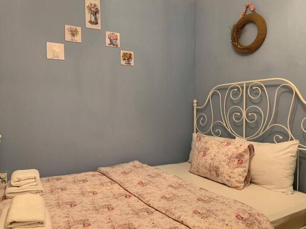 Отель La Bella Hotel 3*