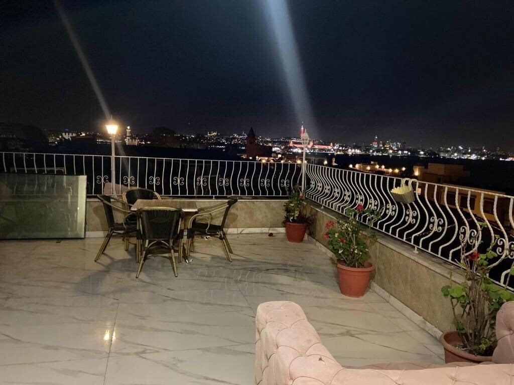 Вид Pembe Kosk Old City Center 3*