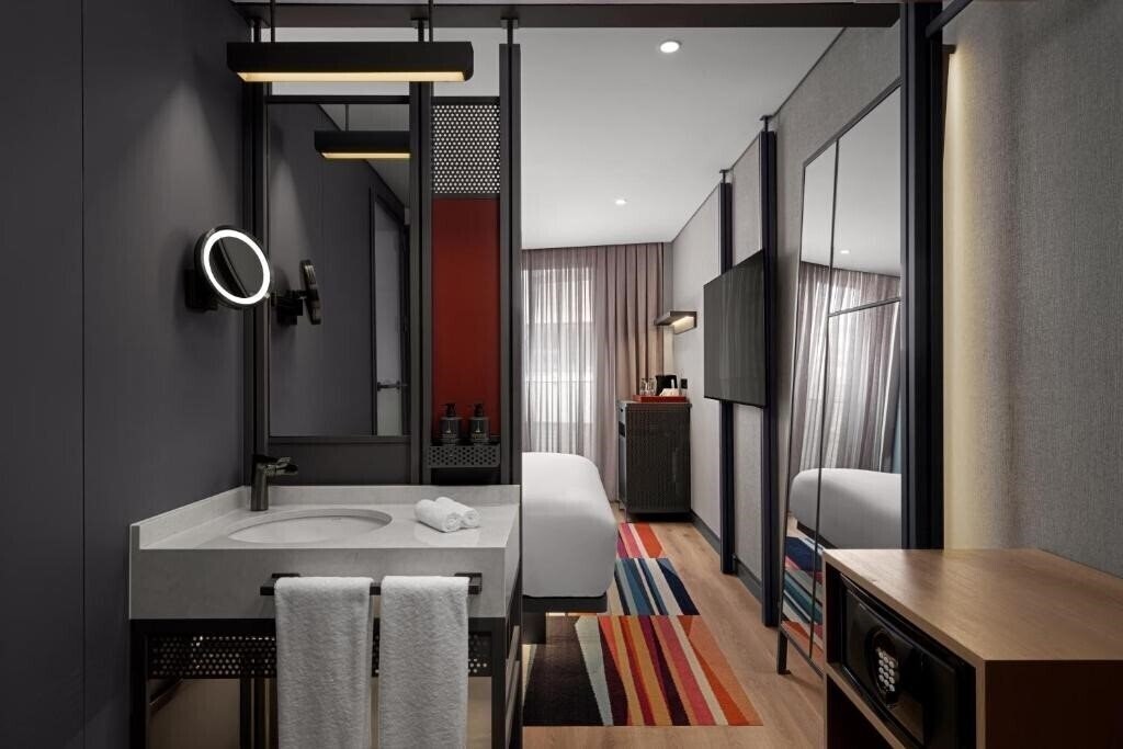 Фотография Aloft Istanbul Karakoy 4*