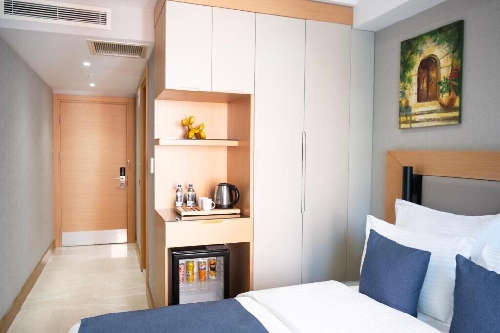 Панорама Pera Star Hotel 4*
