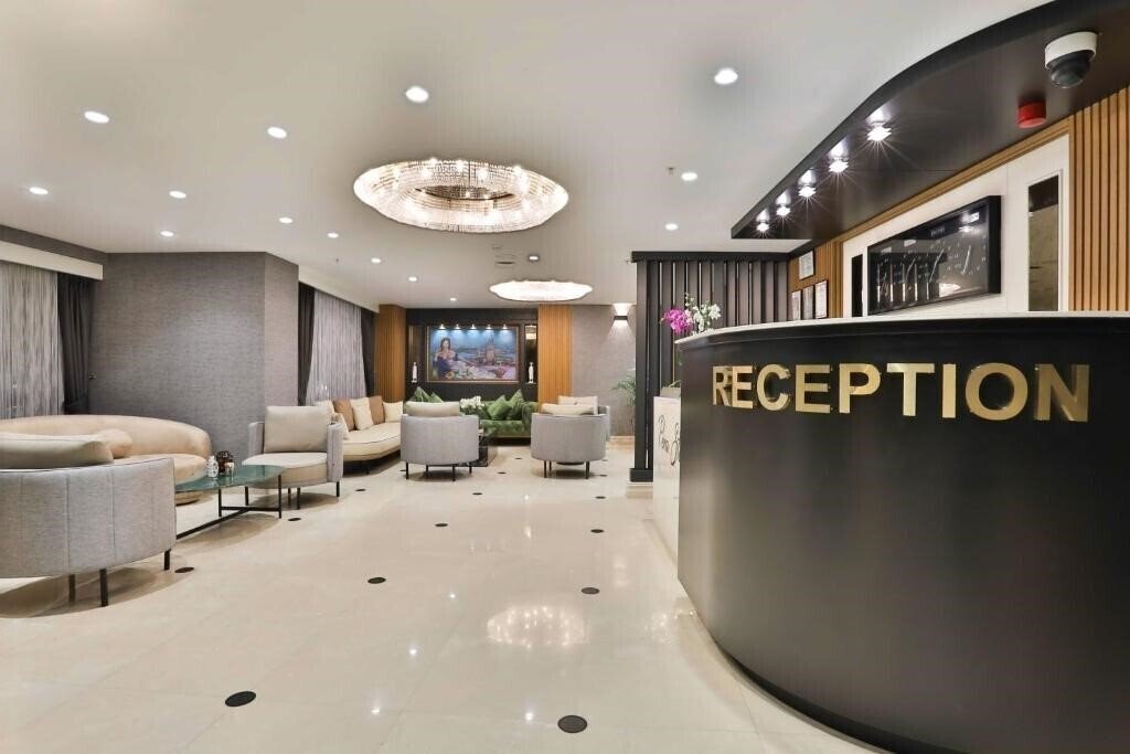 Вид Pera Star Hotel 4*