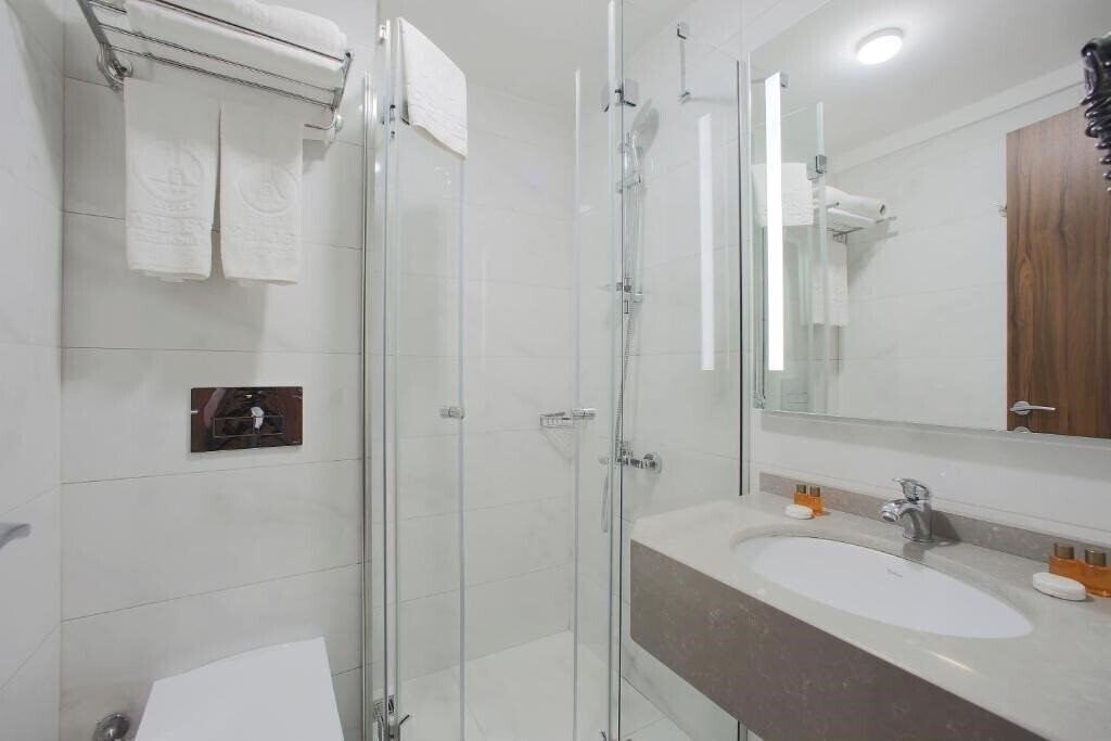 Територія Eyfel Hotel 3*