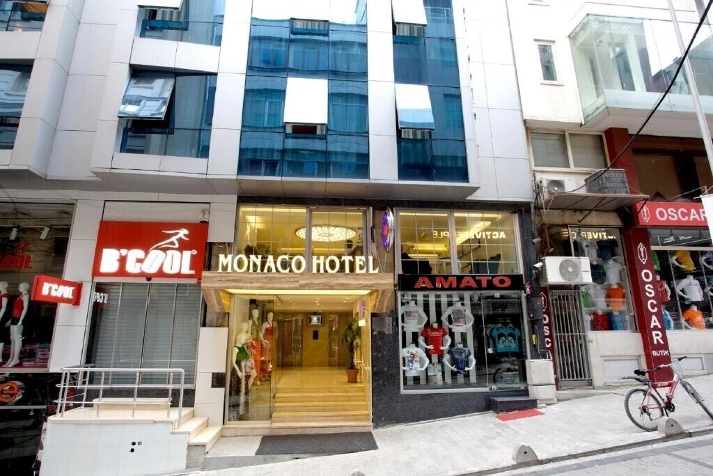 Отель Monaco Hotel 3*