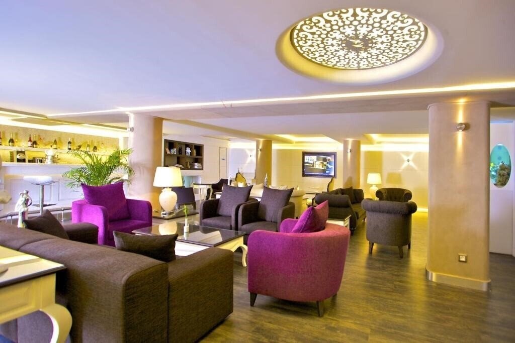 Картинка Monaco Hotel 3*