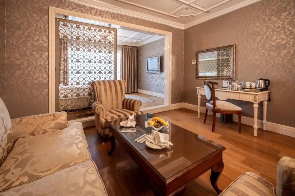 Панорама The Central Palace Taksim 4*