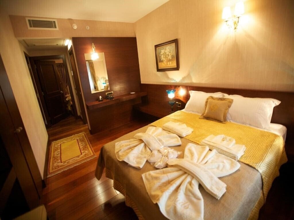 Апартаменты Burckin Suites Hotel 3*