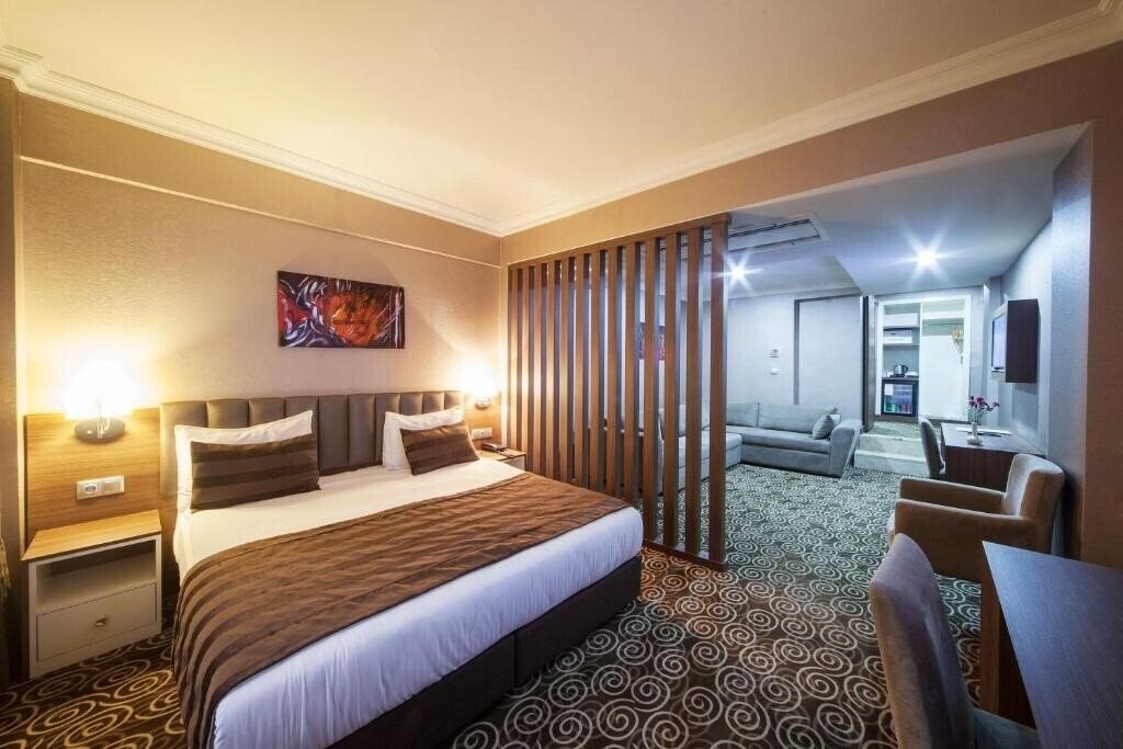 Панорама Delta Hotel Istanbul 3*