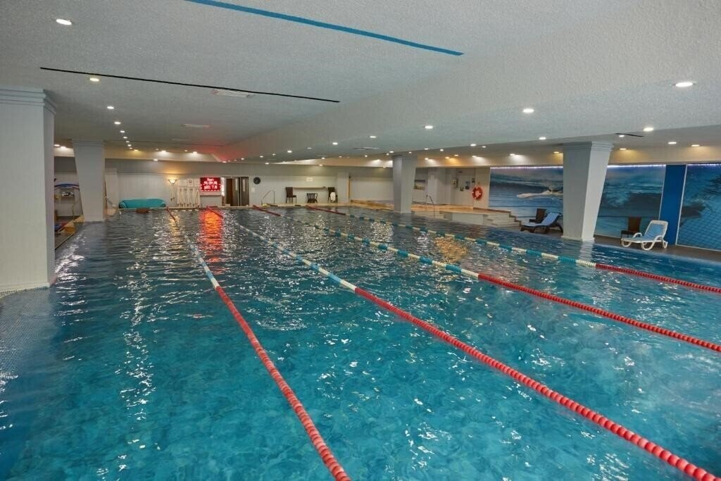 Территория Dedeman Hotel 3*