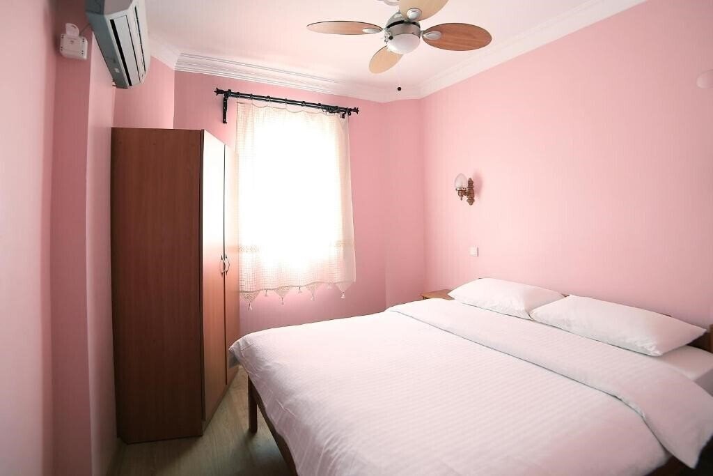 Територія Nazar Hotel 3*