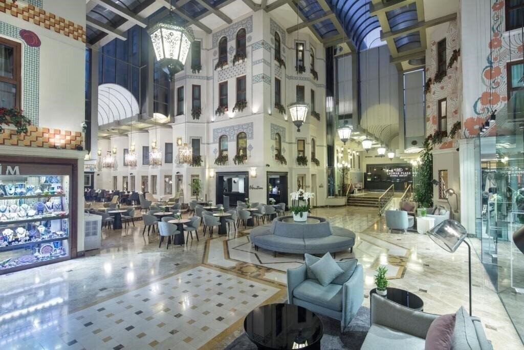 Вид Crowne Plaza Istanbul Old City an IHG Hotel (ex. Crowne Plaza Old City, Crowne Plaza Laleli Old City, Merit Antique Hotel) 5*