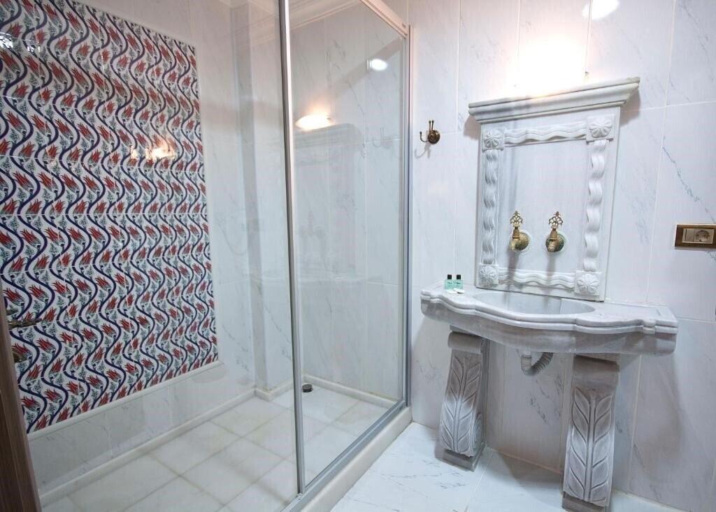 Вид Evsen Hotel 3*