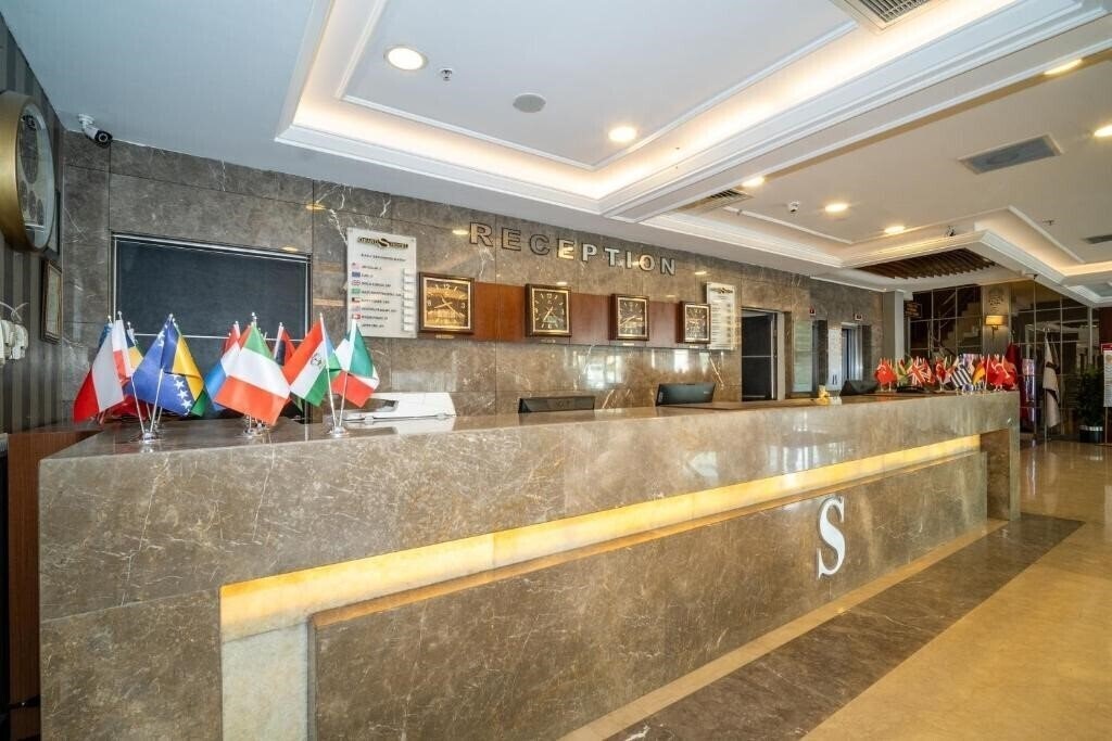 Панорама Grand S Hotel 4*