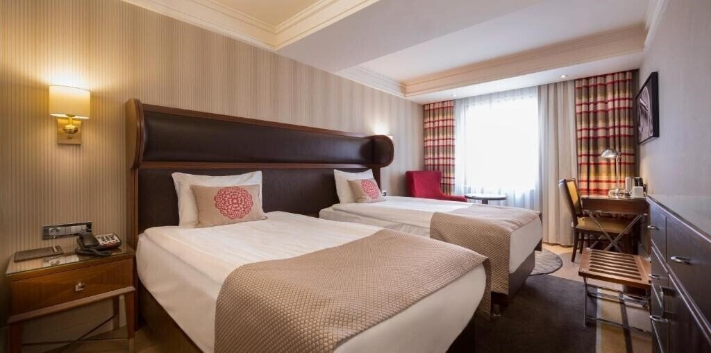 Панорама Titanic Comfort 4*