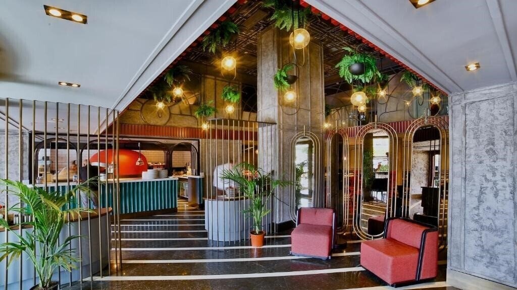 Вид Zimmer Bosphorus Hotel (ex. Anjer Bosphorus, Nixon Bosphorus, Marbien Bosphorus) 4*