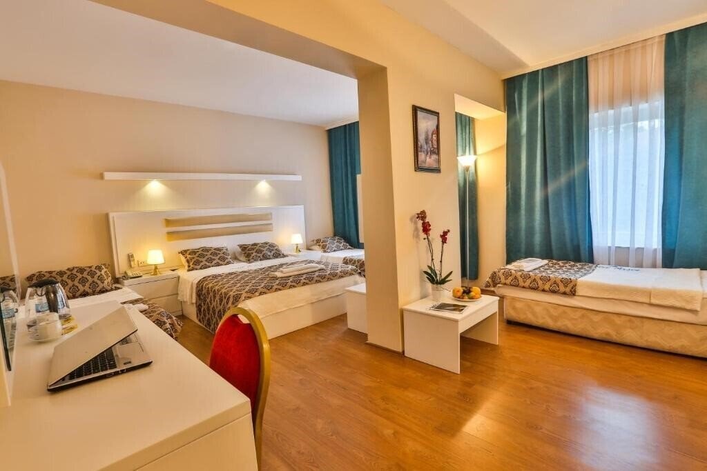 Фото Arsen Hotel 3*