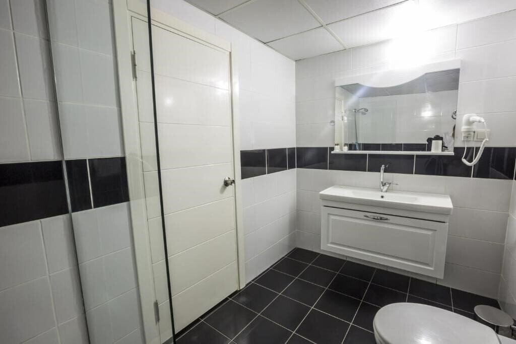 Территория Arsen Hotel 3*