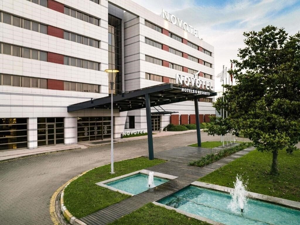 Вид Novotel Trabzon 4*