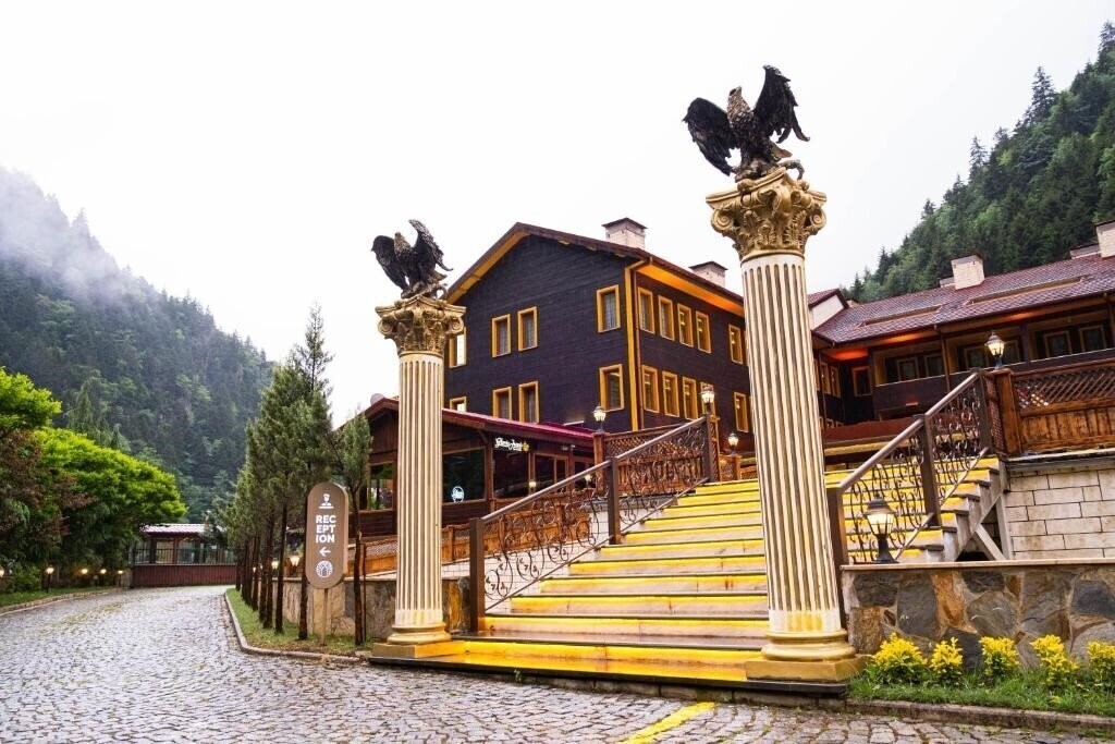 Фото Flora Uzungol Resort Hotel (ex. Onder Hotel & SPA, Uzungol Onder Hotel) 4*