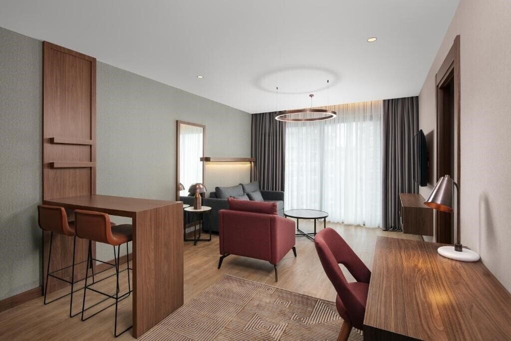 Панорама Residence Inn by Marriott Trabzon 4*
