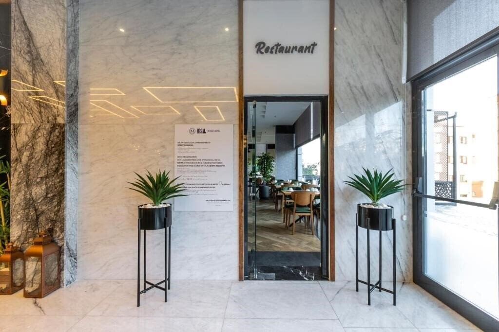 Территория Misal Hotel Trabzon (ex. Misal Room Hotel) 4*