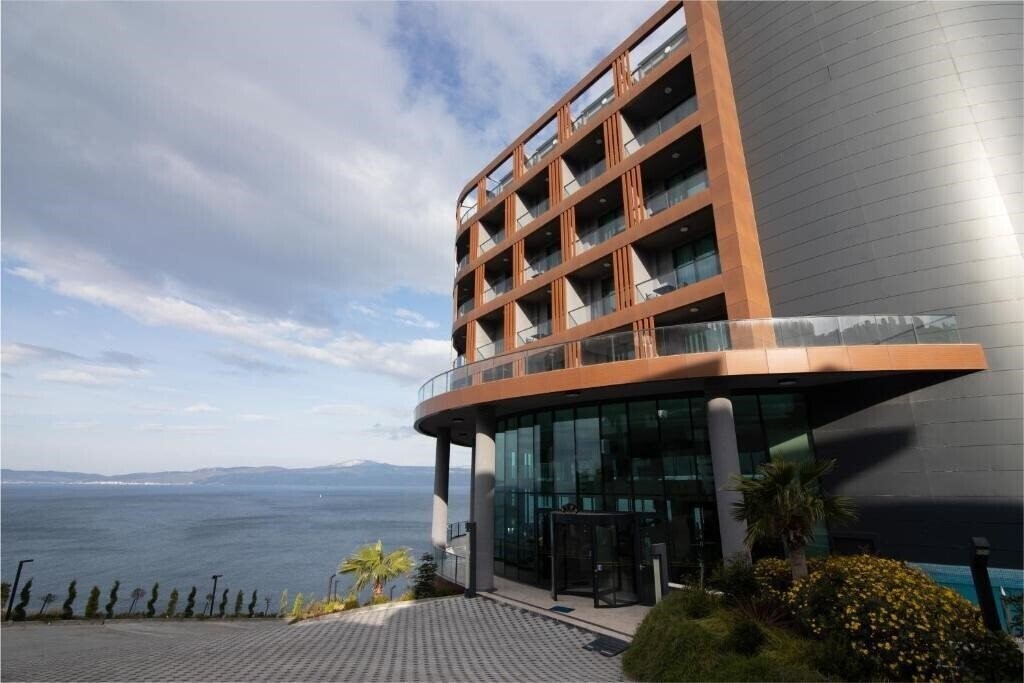 Панорама Blue Mudanya Hotel 4*