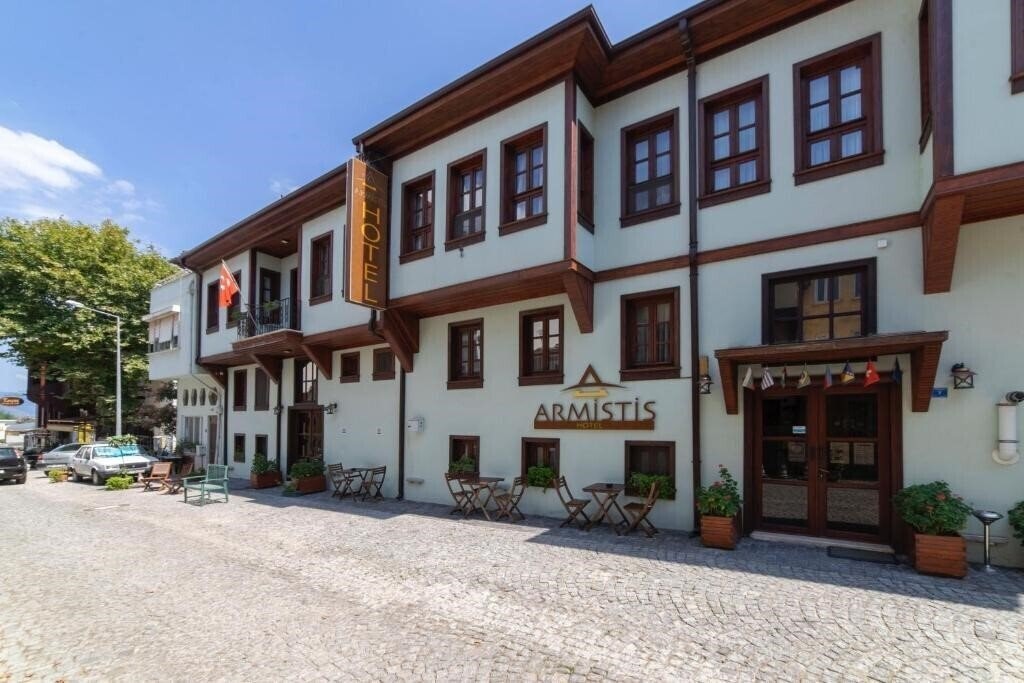 Готель Armistis Hotel 3*