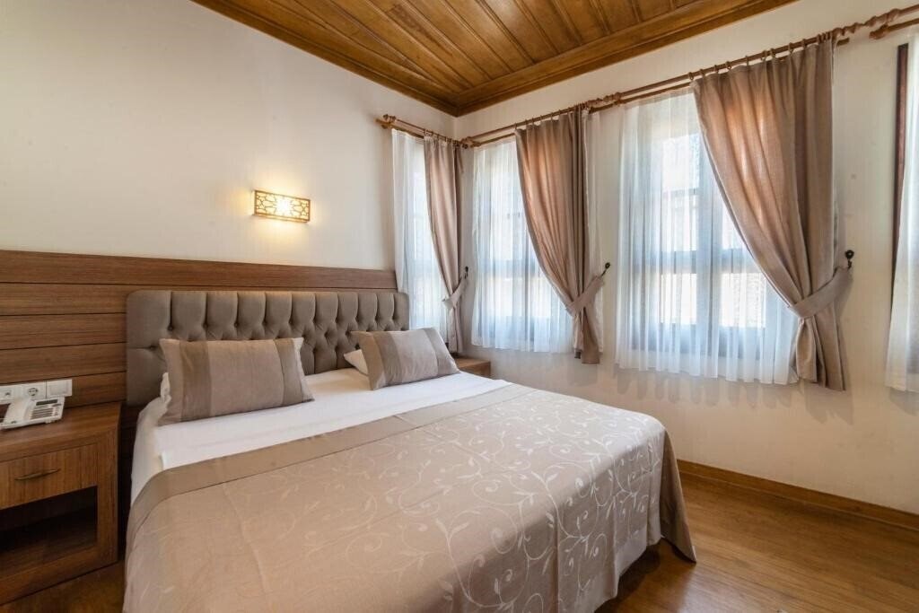 Панорама Armistis Hotel 3*