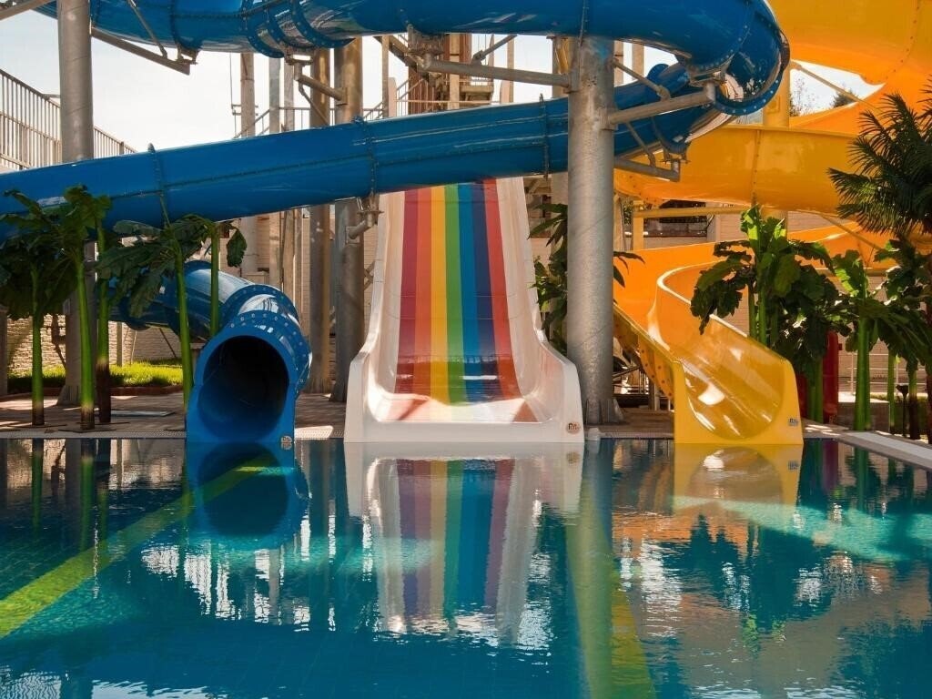 Вид Elegance Resort Hotel 4*