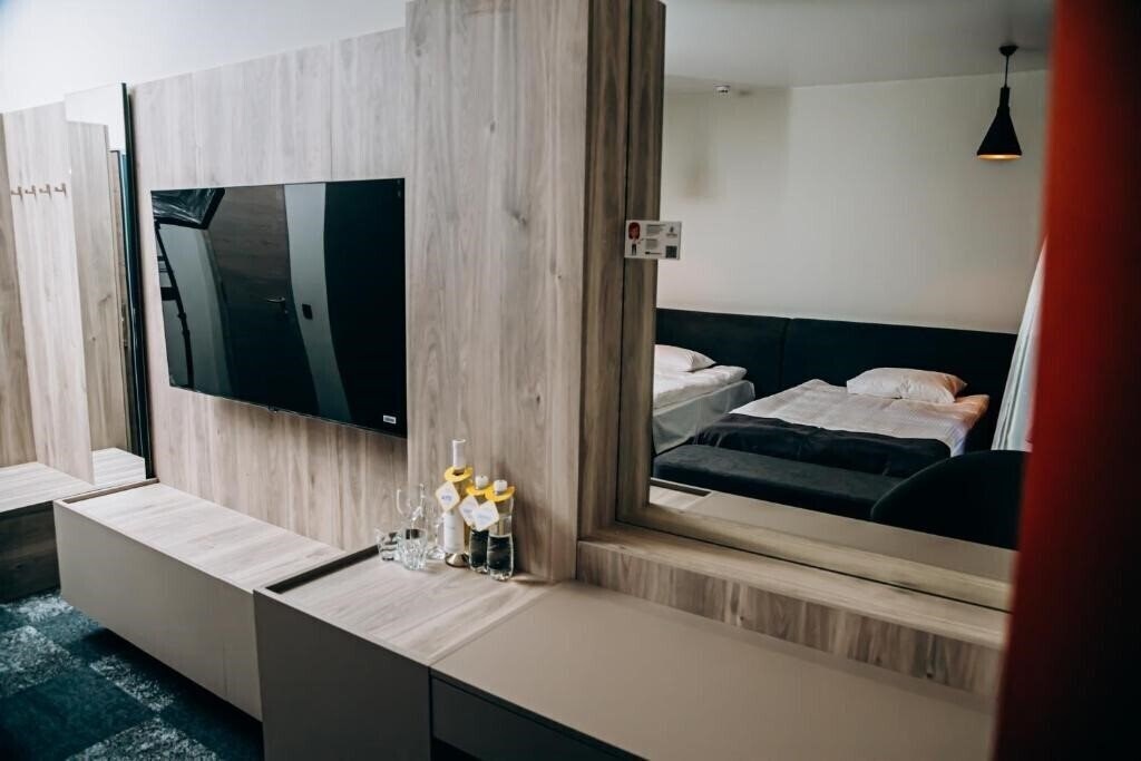 Панорама Optima Collection Чернівці 4*