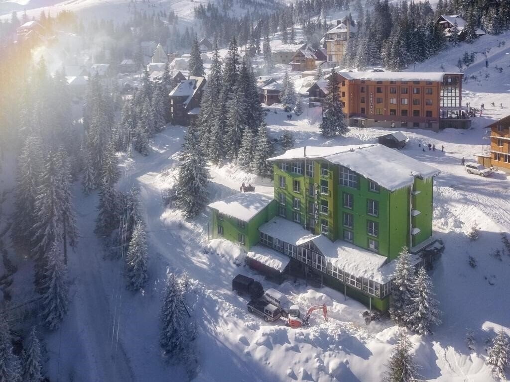 Вид Diamant Dragobrat 3*