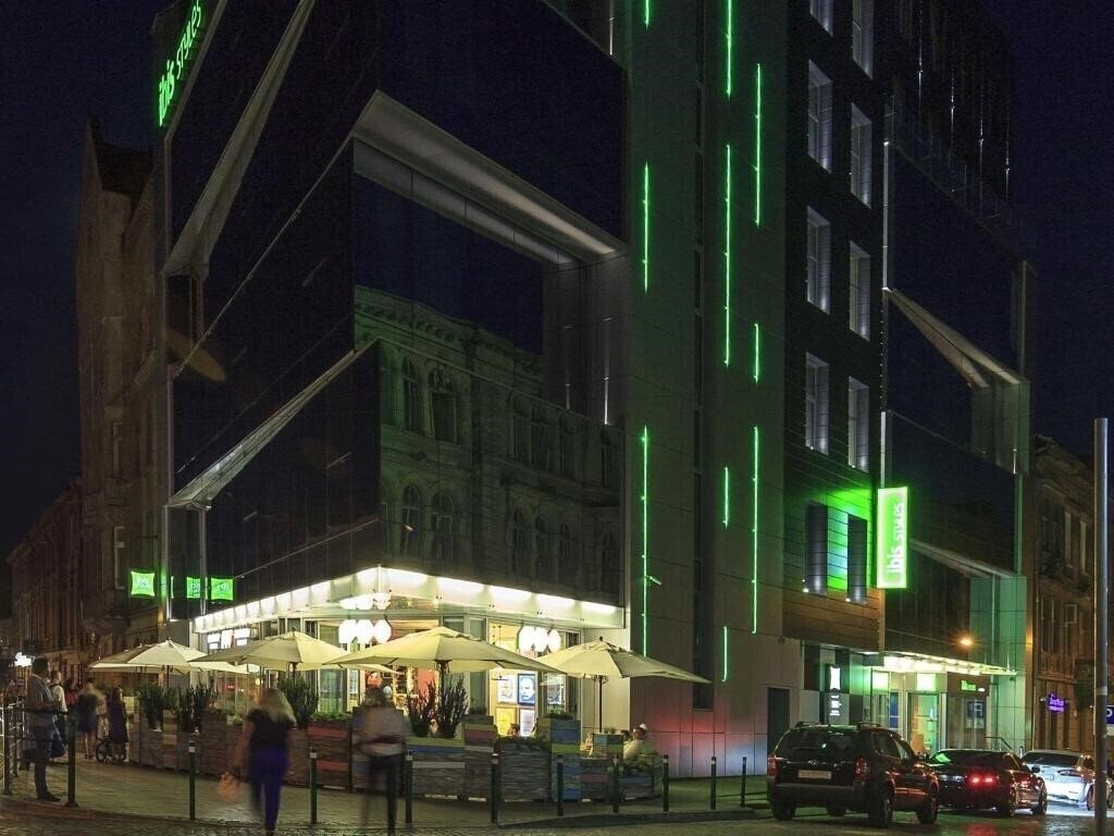 Территория Ibis Styles Lviv Center 3*