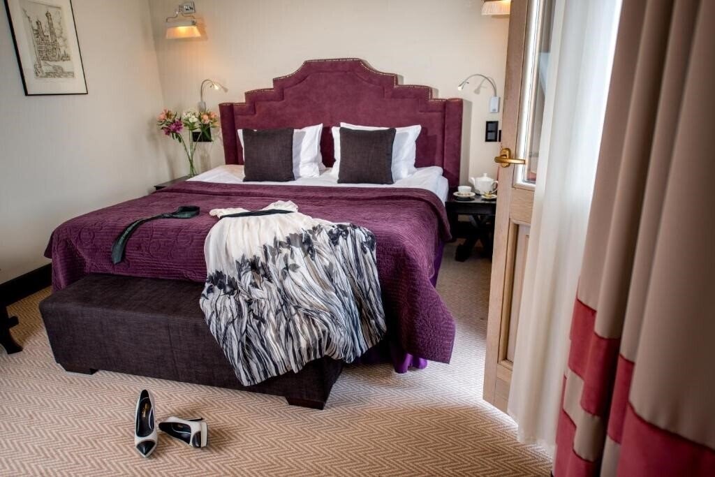 Вид Astoria Hotel 4*