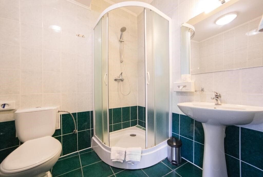 Апартаменти Reikartz Дворжец 3*