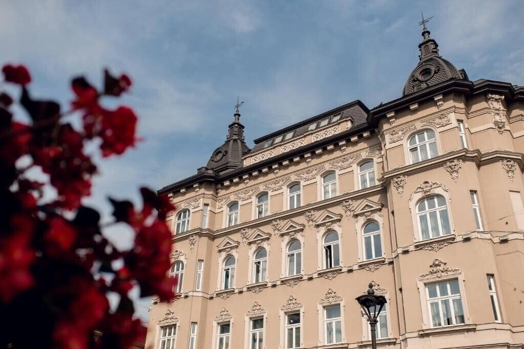 Отель Модерн Арт Отель 3*