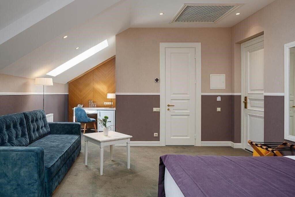 Вид Модерн Арт Отель 3*