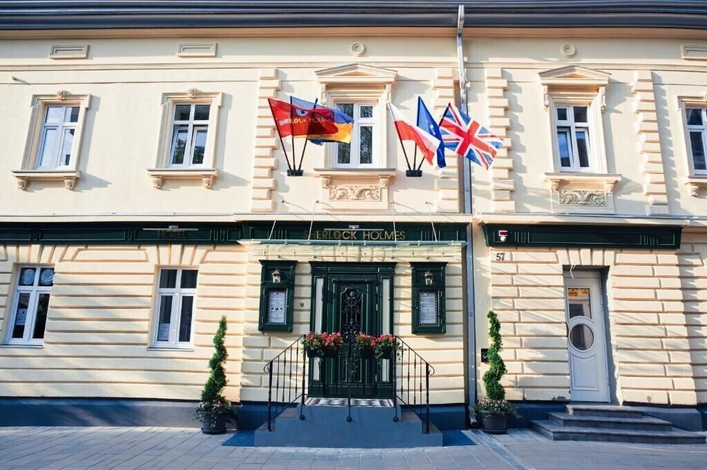 Апартаменти Sherlock Holmes Hotel Boutique 3*