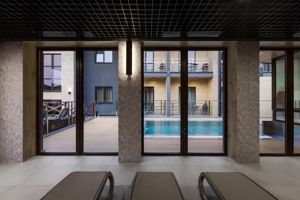 Вид Святой Шарбель 3*