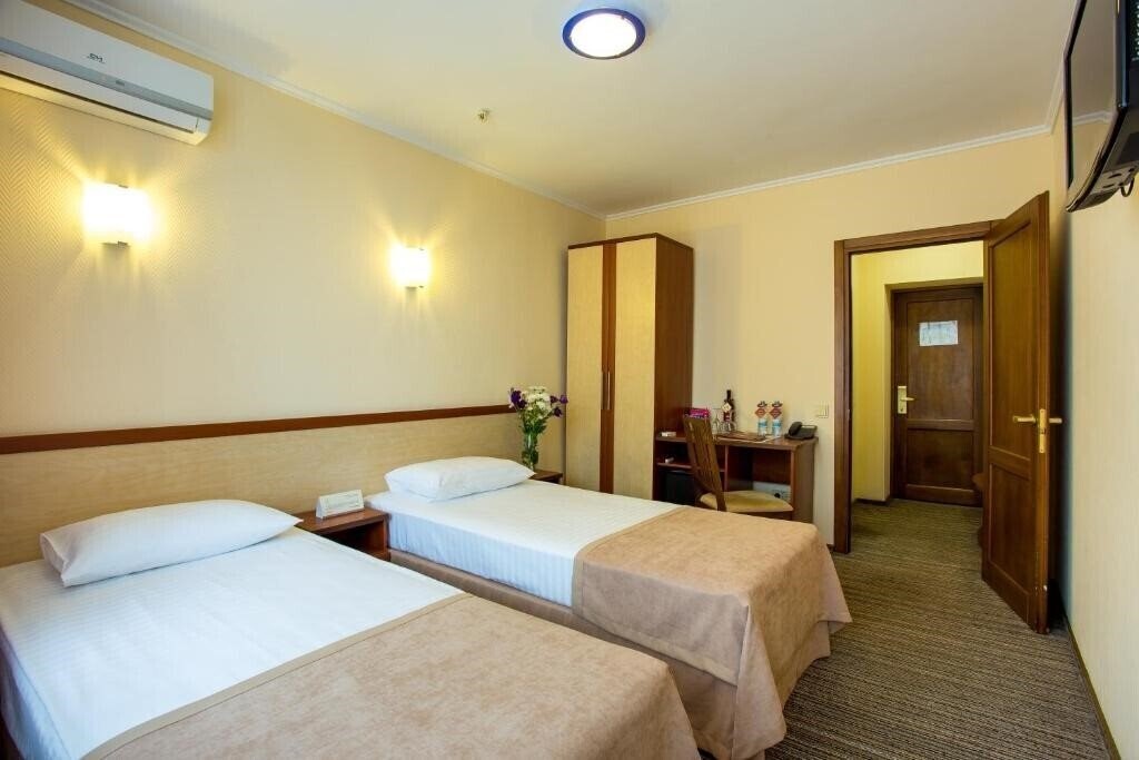 Територія Optima River Mykolaiv 3*