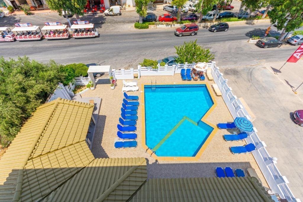 Готель Simple Hersonissos Sun 2*