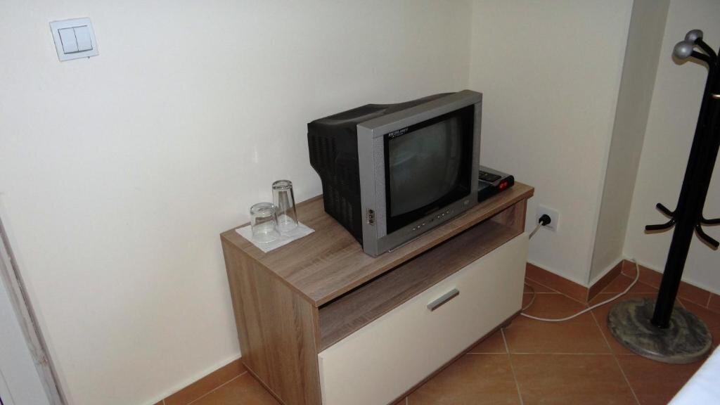 Вид Guest Rooms Kom 1*