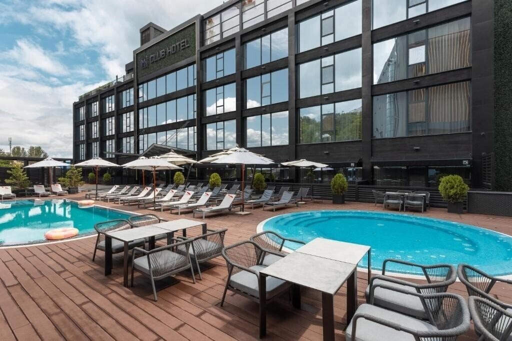 Территория M1 Club 5*