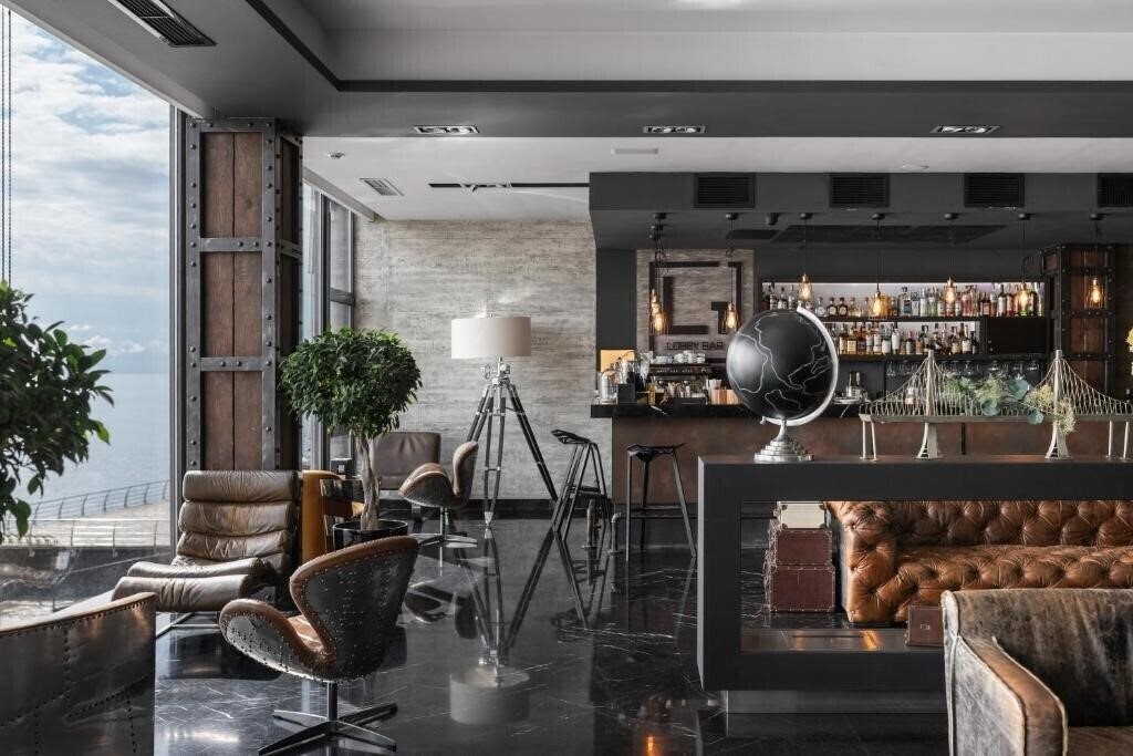 Отель M1 Club 5*