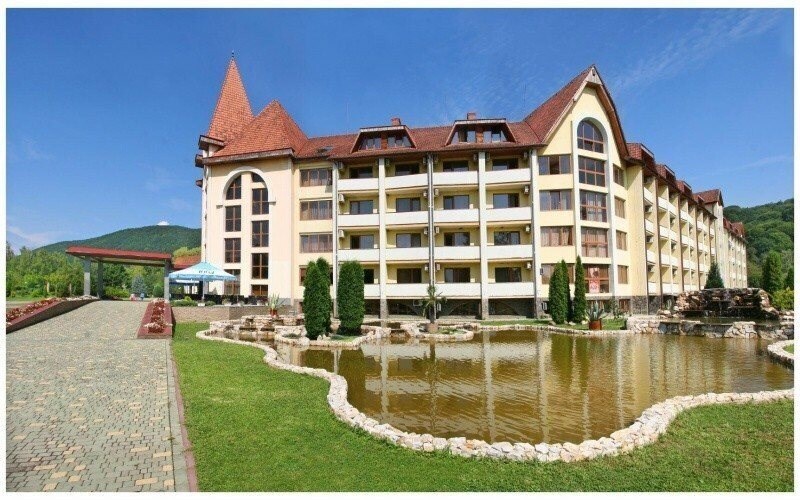 Отель Сузирье 4*