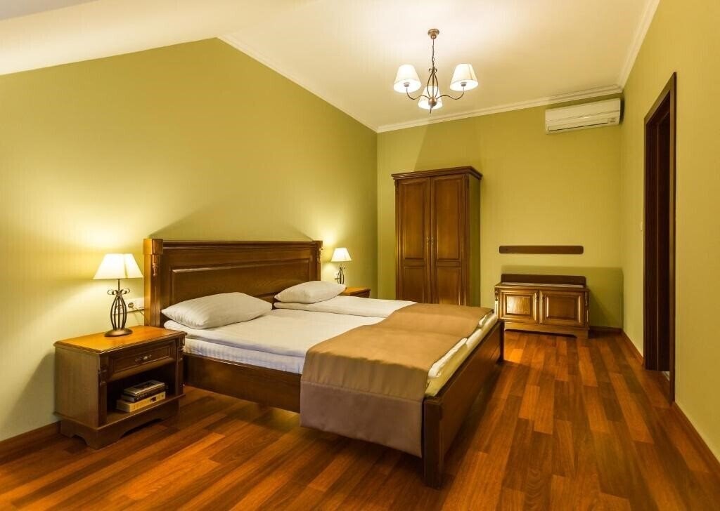 Вид Деренівська Купіль 4*