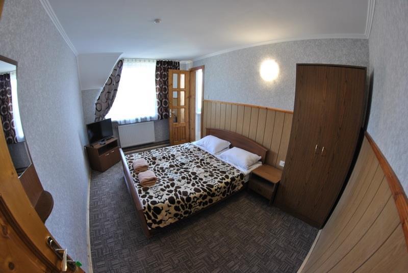 Территория У Тараса 3*